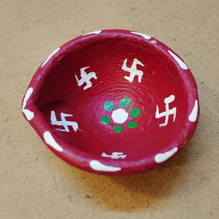 Hand Painted Terracotta Diyas for Diwali Decor (Pack of 4) thumbnail 13
